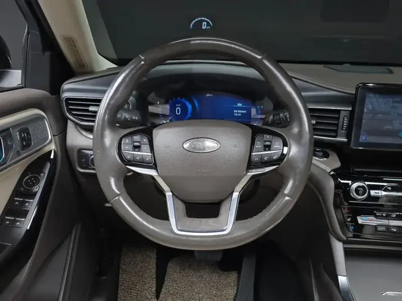2022 Ford Explorer с пробегом 47 068 км
