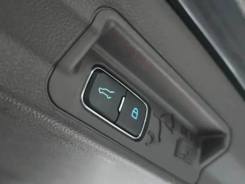 2022 Ford Explorer с пробегом 47 068 км