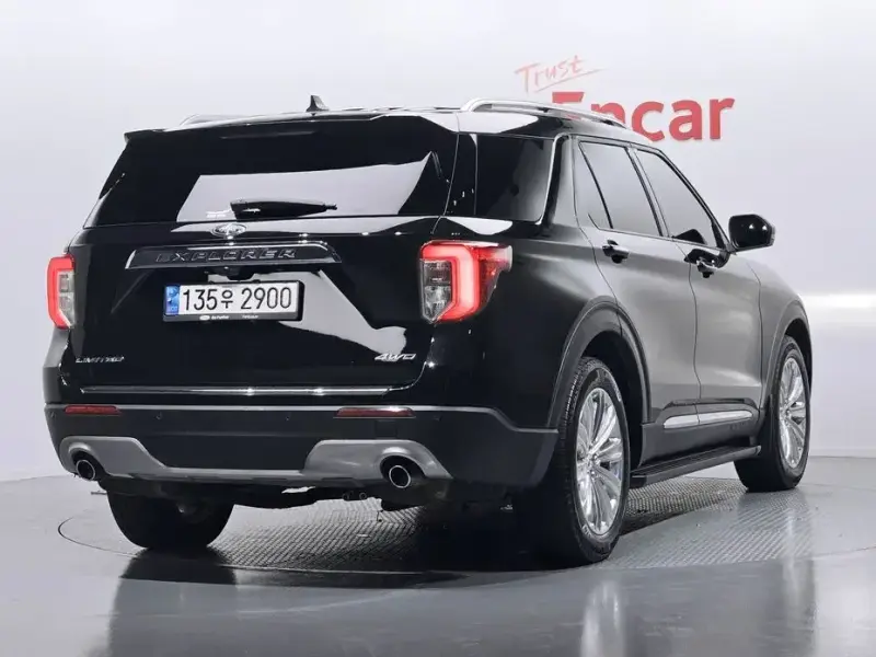 2021 Ford Explorer с пробегом 54 285 км