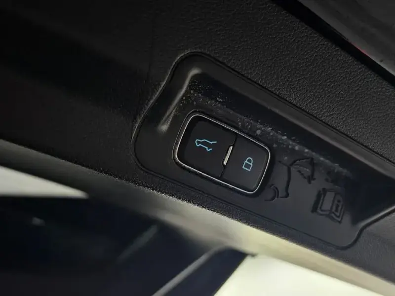 2021 Ford Explorer с пробегом 54 285 км