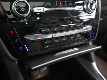 2022 Ford Explorer с пробегом 18 454 км
