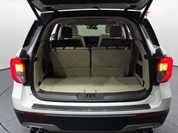 2022 Ford Explorer с пробегом 18 454 км