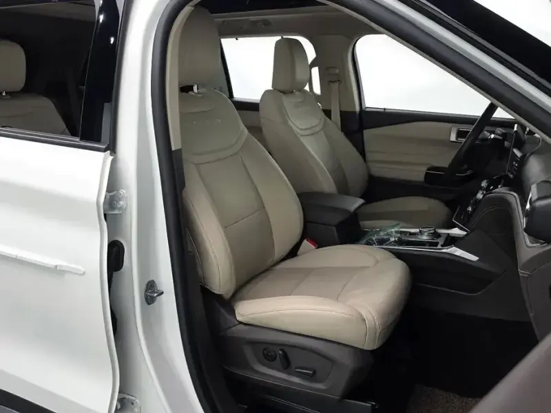 2022 Ford Explorer с пробегом 18 454 км