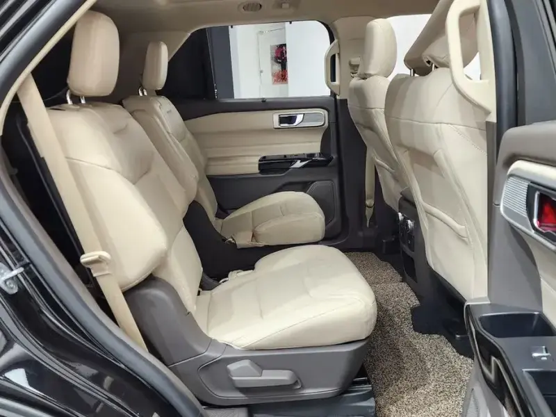 2021 Ford Explorer с пробегом 30 040 км