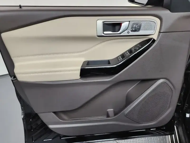 2021 Ford Explorer с пробегом 30 040 км
