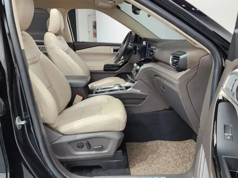 2021 Ford Explorer с пробегом 30 040 км