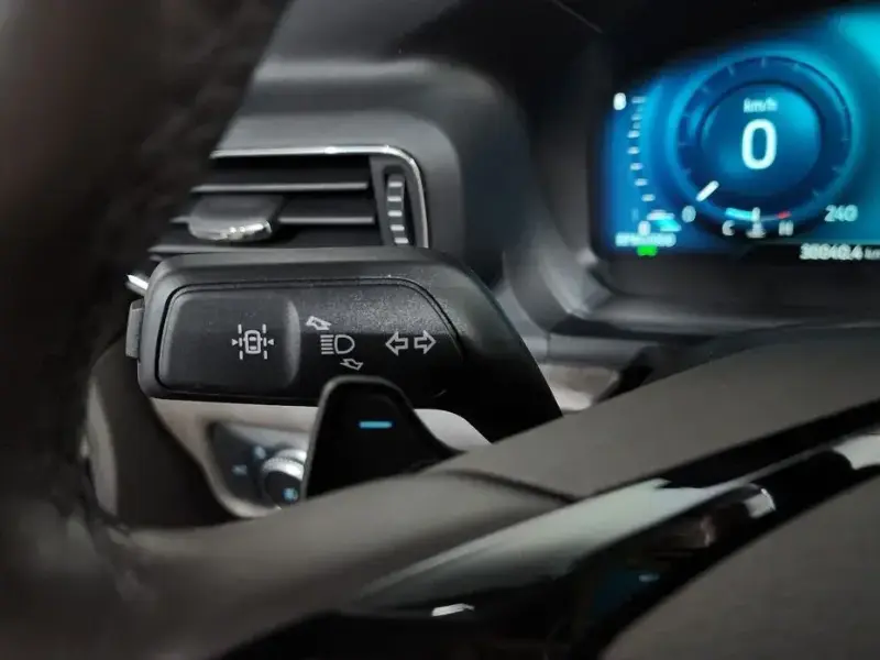 2021 Ford Explorer с пробегом 30 040 км