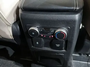 2022 Ford Explorer с пробегом 71 337 км