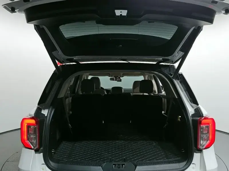 2022 Ford Explorer с пробегом 71 337 км