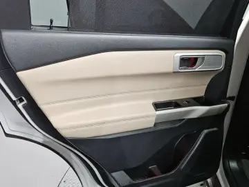 2022 Ford Explorer с пробегом 71 337 км