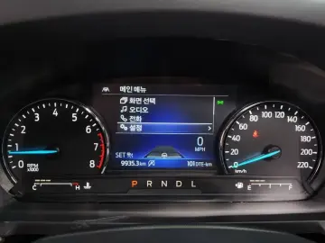 2021 Ford Explorer с пробегом 9 935 км