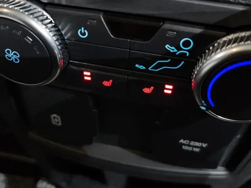 2021 Ford Explorer с пробегом 9 935 км
