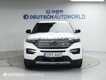 2022 Ford Explorer с пробегом 26 700 км