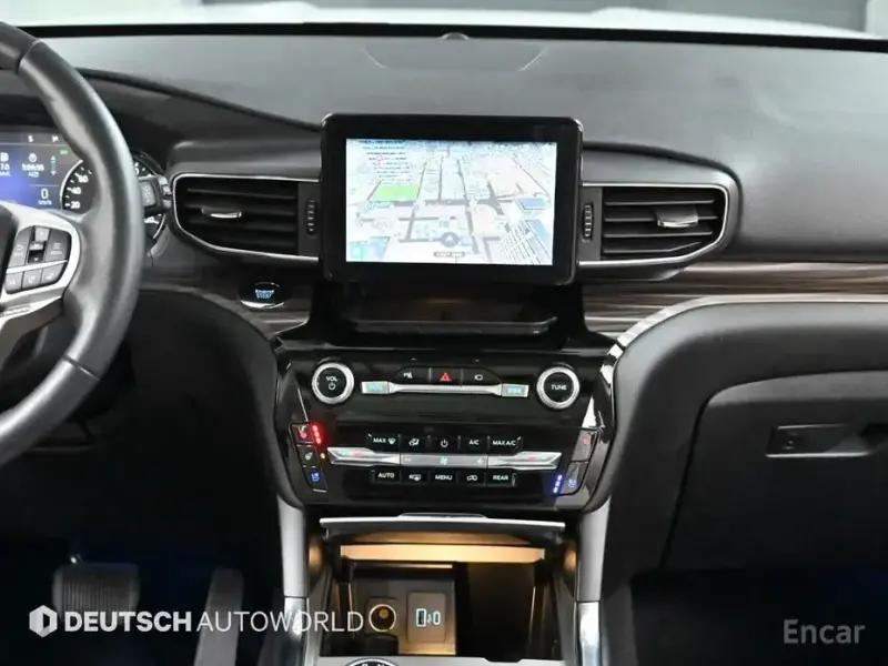 2022 Ford Explorer с пробегом 26 700 км