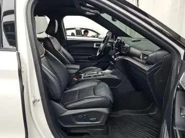 2021 Ford Explorer с пробегом 39 940 км