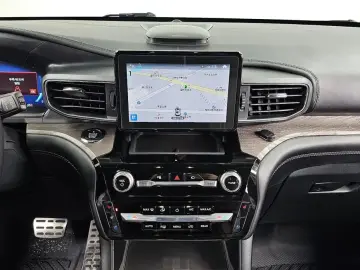 2021 Ford Explorer с пробегом 39 940 км