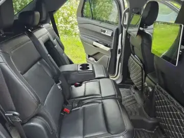 2022 Ford Explorer с пробегом 48 600 км
