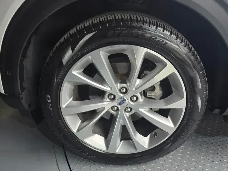 2021 Ford Explorer с пробегом 23 343 км