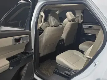 2021 Ford Explorer с пробегом 23 343 км