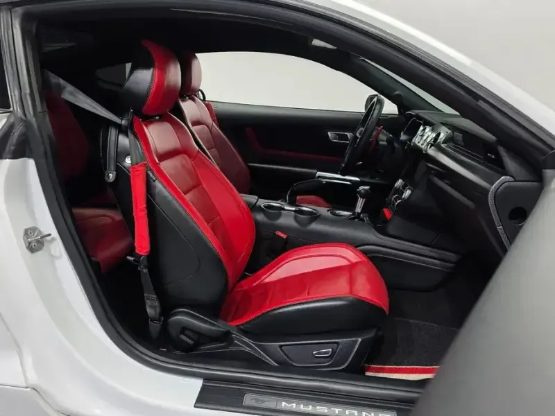 2019 Ford Mustang с пробегом 128 192 км