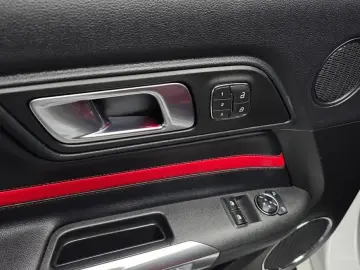 2019 Ford Mustang с пробегом 128 192 км