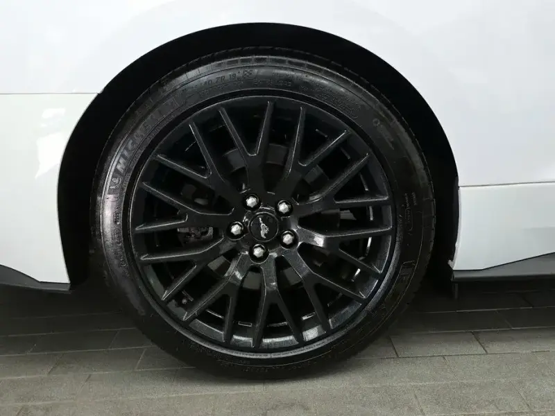 2022 Ford Mustang с пробегом 41 494 км