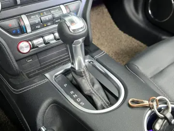 2022 Ford Mustang с пробегом 41 494 км