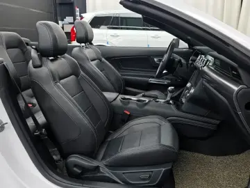 2022 Ford Mustang с пробегом 41 494 км