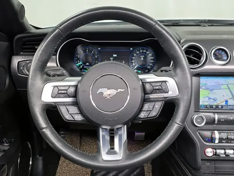 2022 Ford Mustang с пробегом 41 494 км