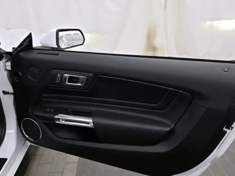 2022 Ford Mustang с пробегом 41 494 км