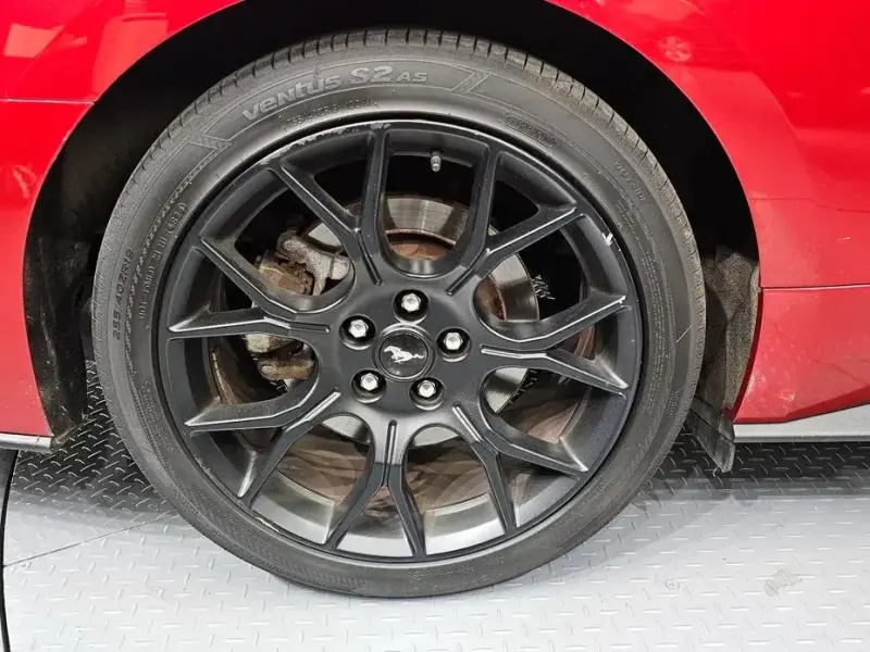 2021 Ford Mustang с пробегом 104 022 км