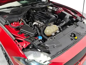 2021 Ford Mustang с пробегом 104 022 км