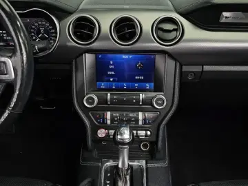 2021 Ford Mustang с пробегом 104 022 км