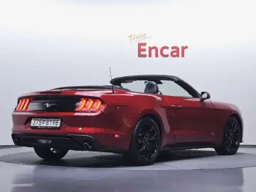 2022 Ford Mustang с пробегом 49 877 км