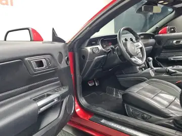 2022 Ford Mustang с пробегом 49 877 км
