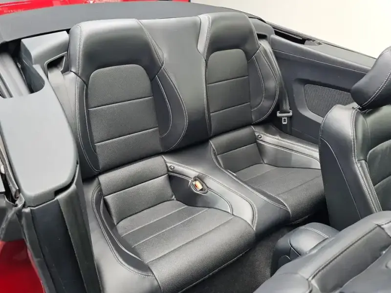 2022 Ford Mustang с пробегом 49 877 км