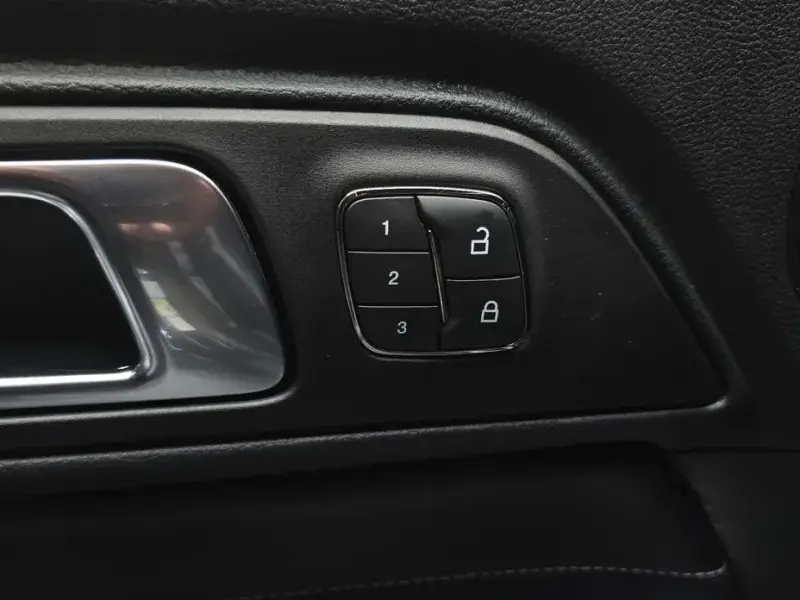 2019 Ford Mustang с пробегом 106 680 км