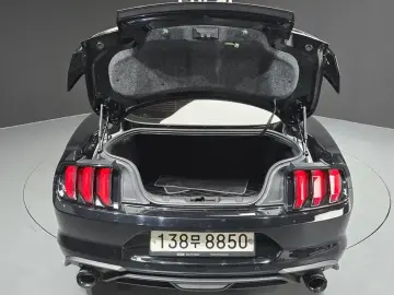 2019 Ford Mustang с пробегом 106 680 км