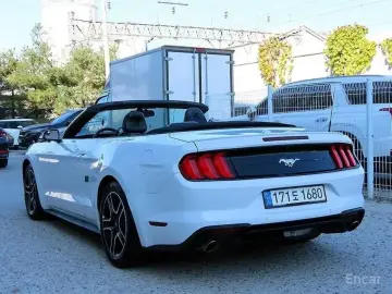 2020 Ford Mustang с пробегом 61 660 км