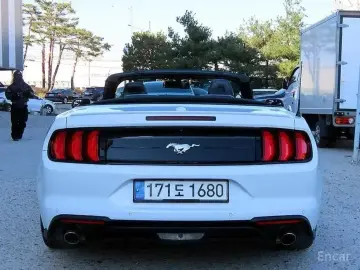 2020 Ford Mustang с пробегом 61 660 км