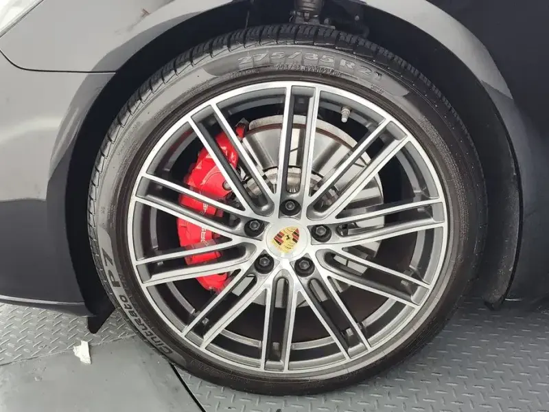 2020 Porsche Panamera с пробегом 13 275 км