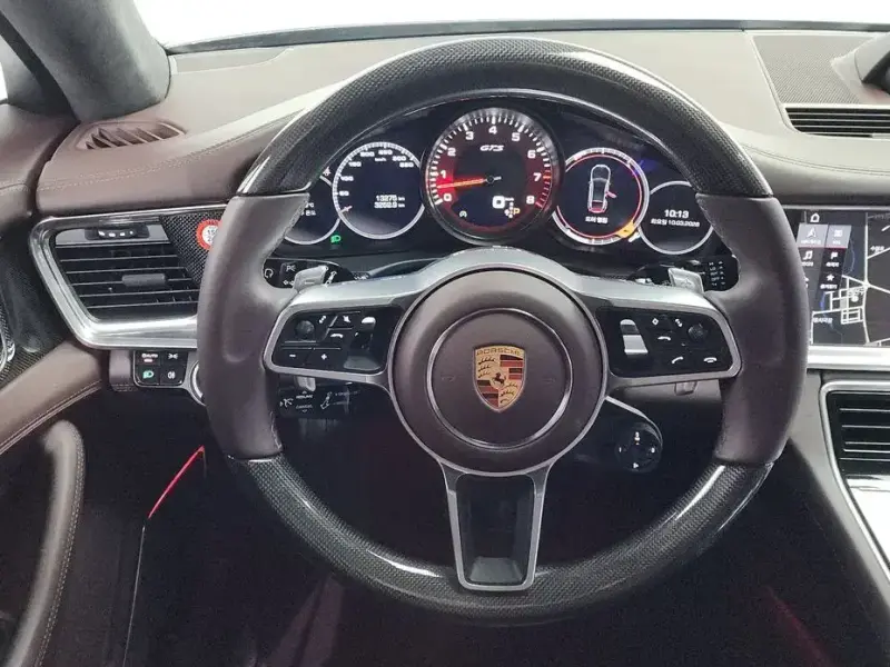 2020 Porsche Panamera с пробегом 13 275 км