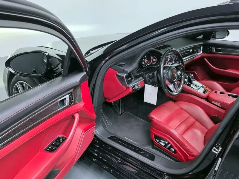 2020 Porsche Panamera с пробегом 39 388 км