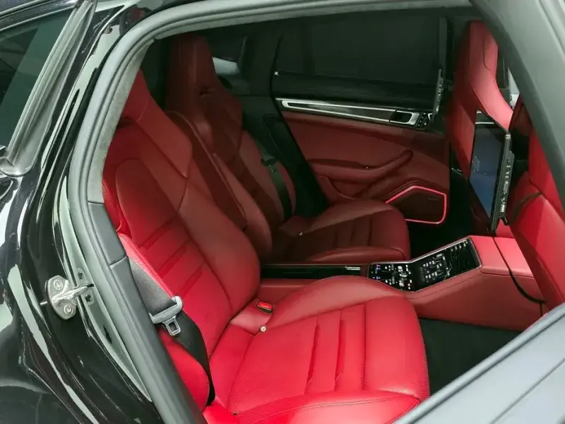 2020 Porsche Panamera с пробегом 39 388 км