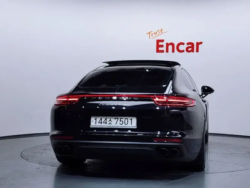 2020 Porsche Panamera с пробегом 37 722 км