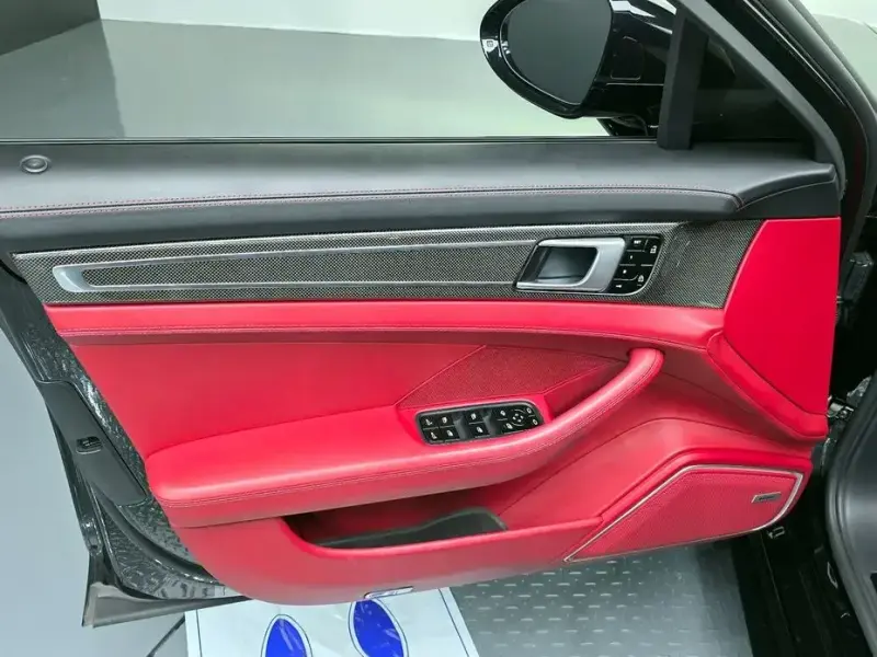 2020 Porsche Panamera с пробегом 39 388 км