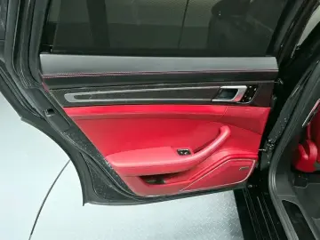 2020 Porsche Panamera с пробегом 39 388 км