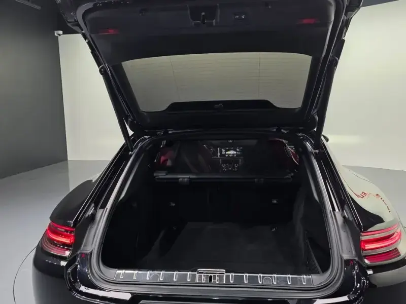 2020 Porsche Panamera с пробегом 39 388 км