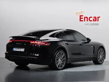 2020 Porsche Panamera с пробегом 56 836 км