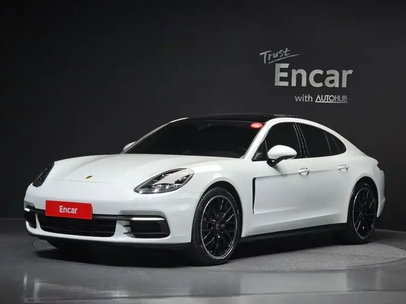 2020 Porsche Panamera с пробегом 14 651 км